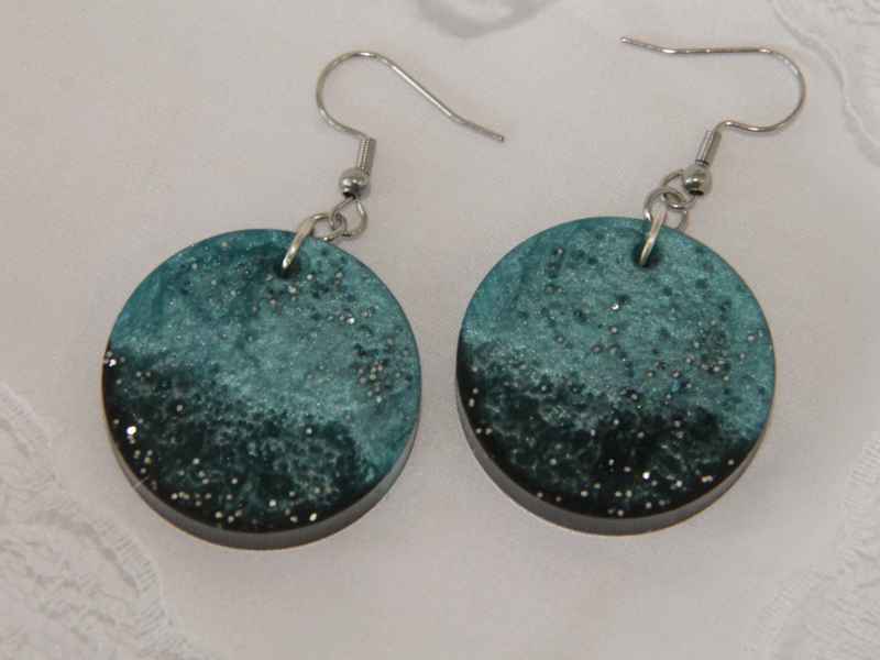 Green Moon — Χειροποίητο Σκουλαρίκι από Υγρό Γυαλί